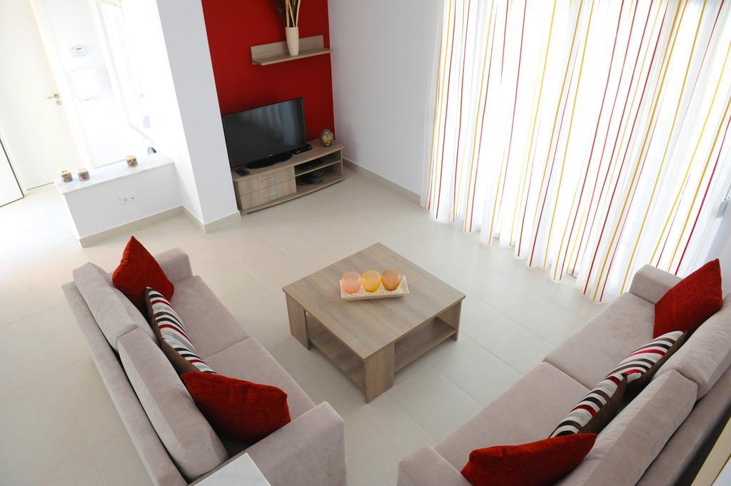 Aegean Horizon Villa *